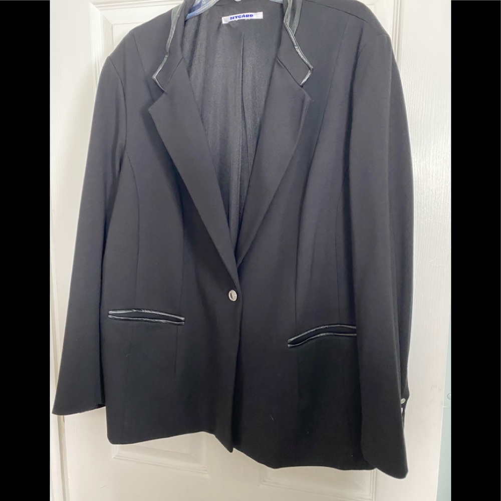 Nygard blazer with faux leather accents 3x